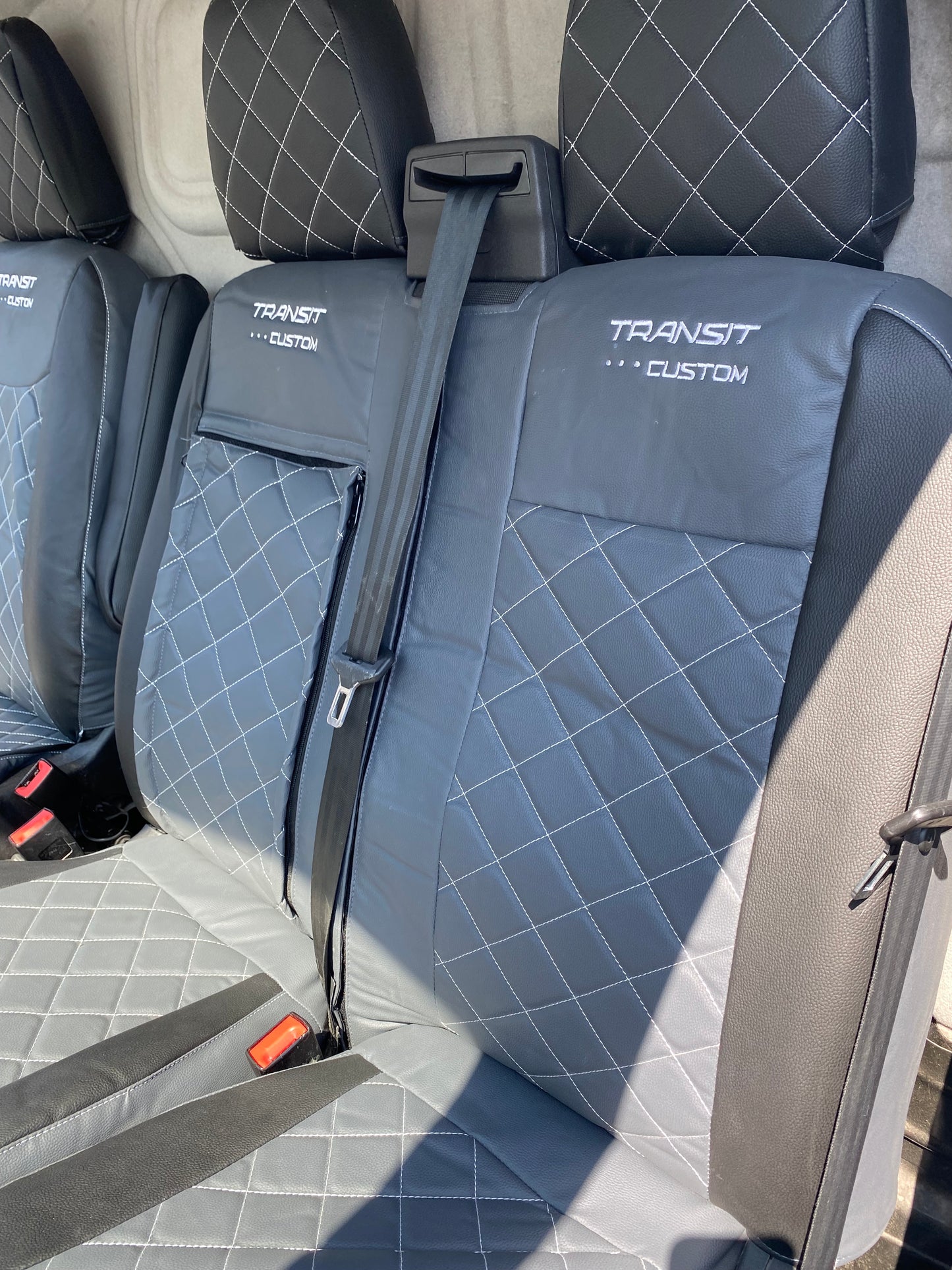 Ford Transit Custom Grey seat covers LOGO