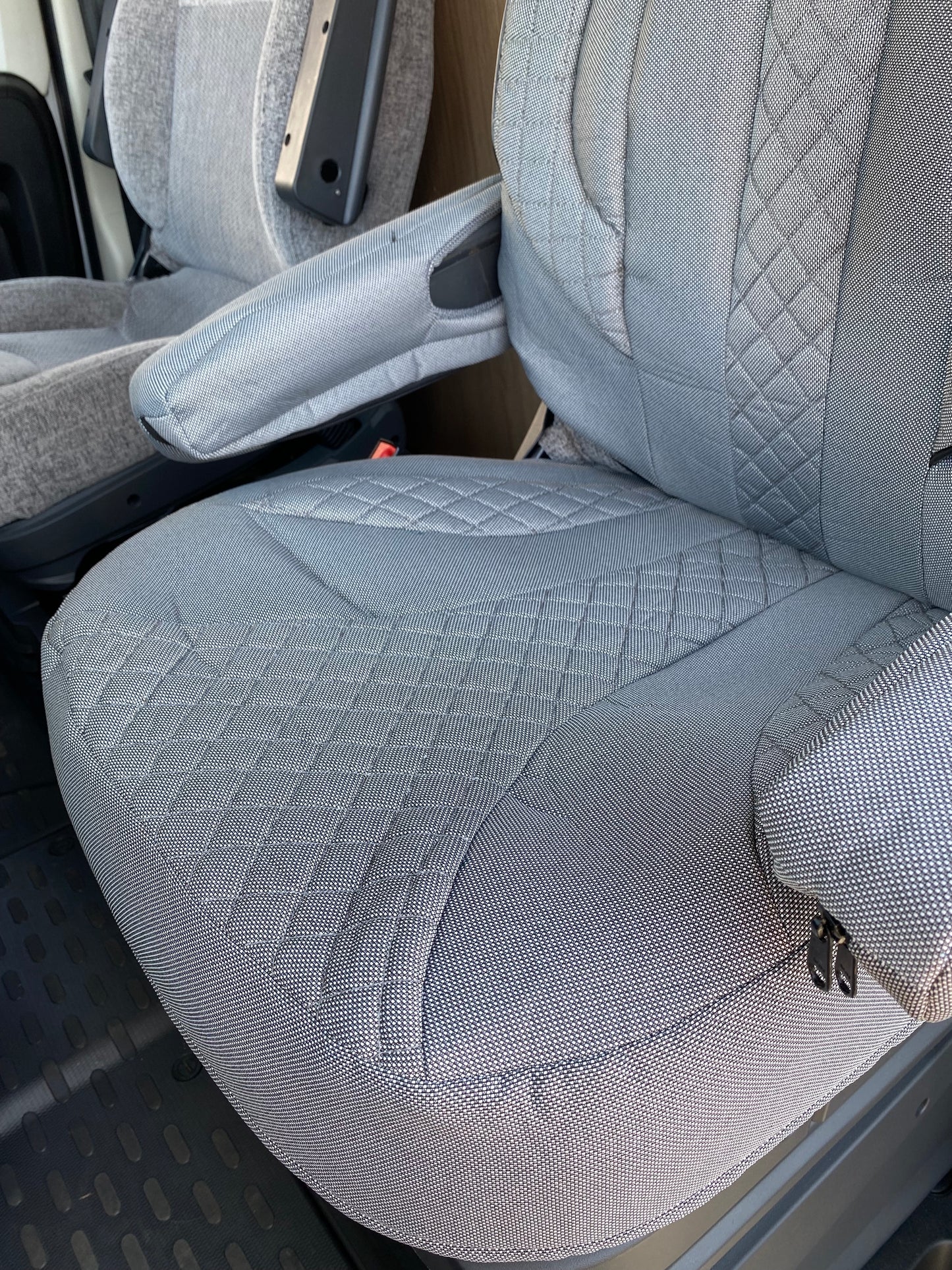 Peugeot Boxer motorhome seat covers - Serenity N1