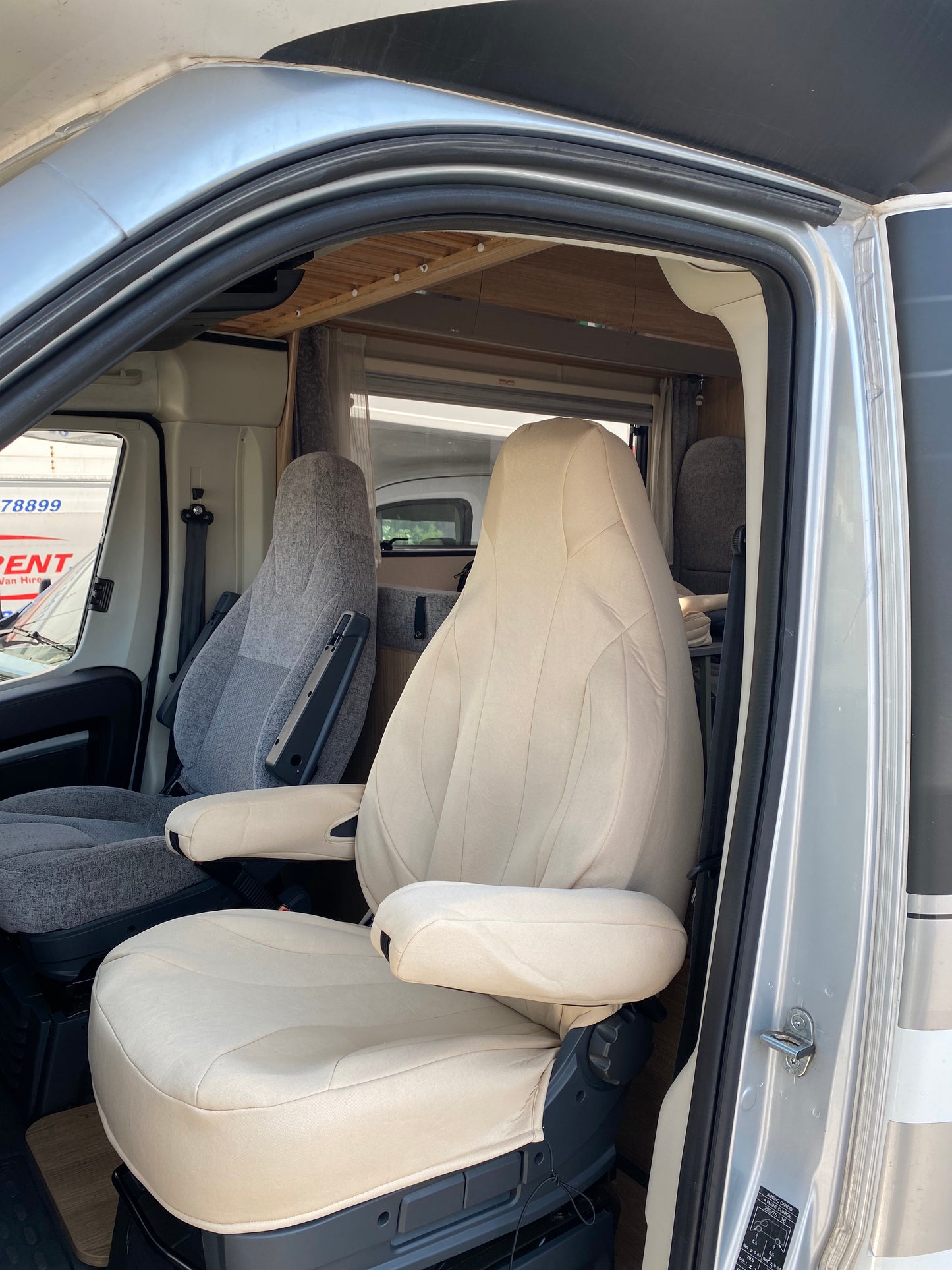 Peugeot Boxer motorhome seat covers - Sunlight Scales