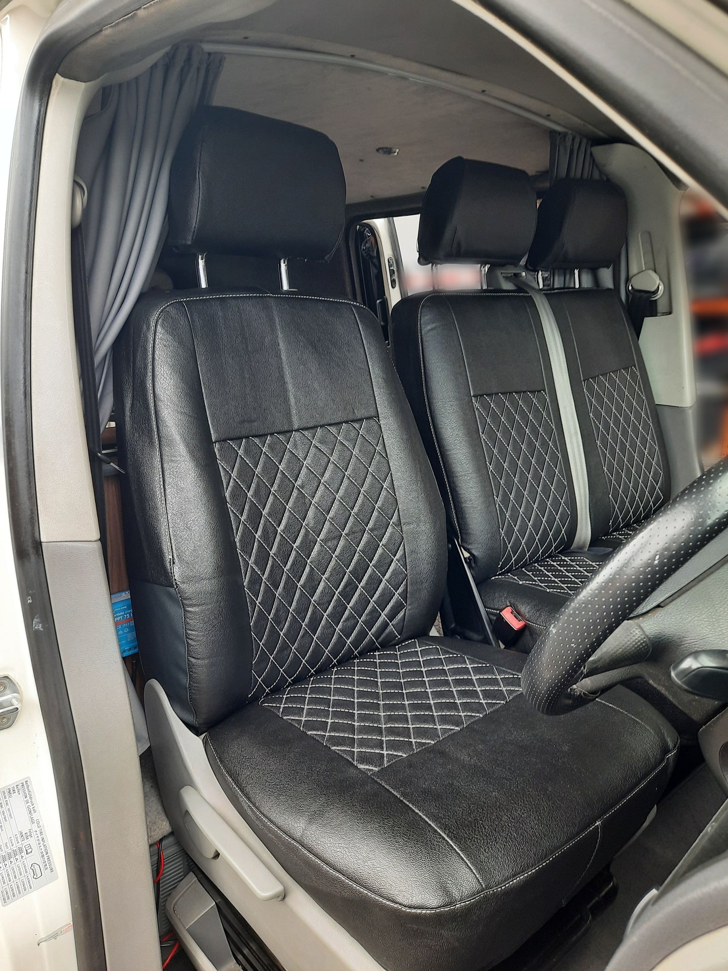 VW Transporter T6 seat covers - Black