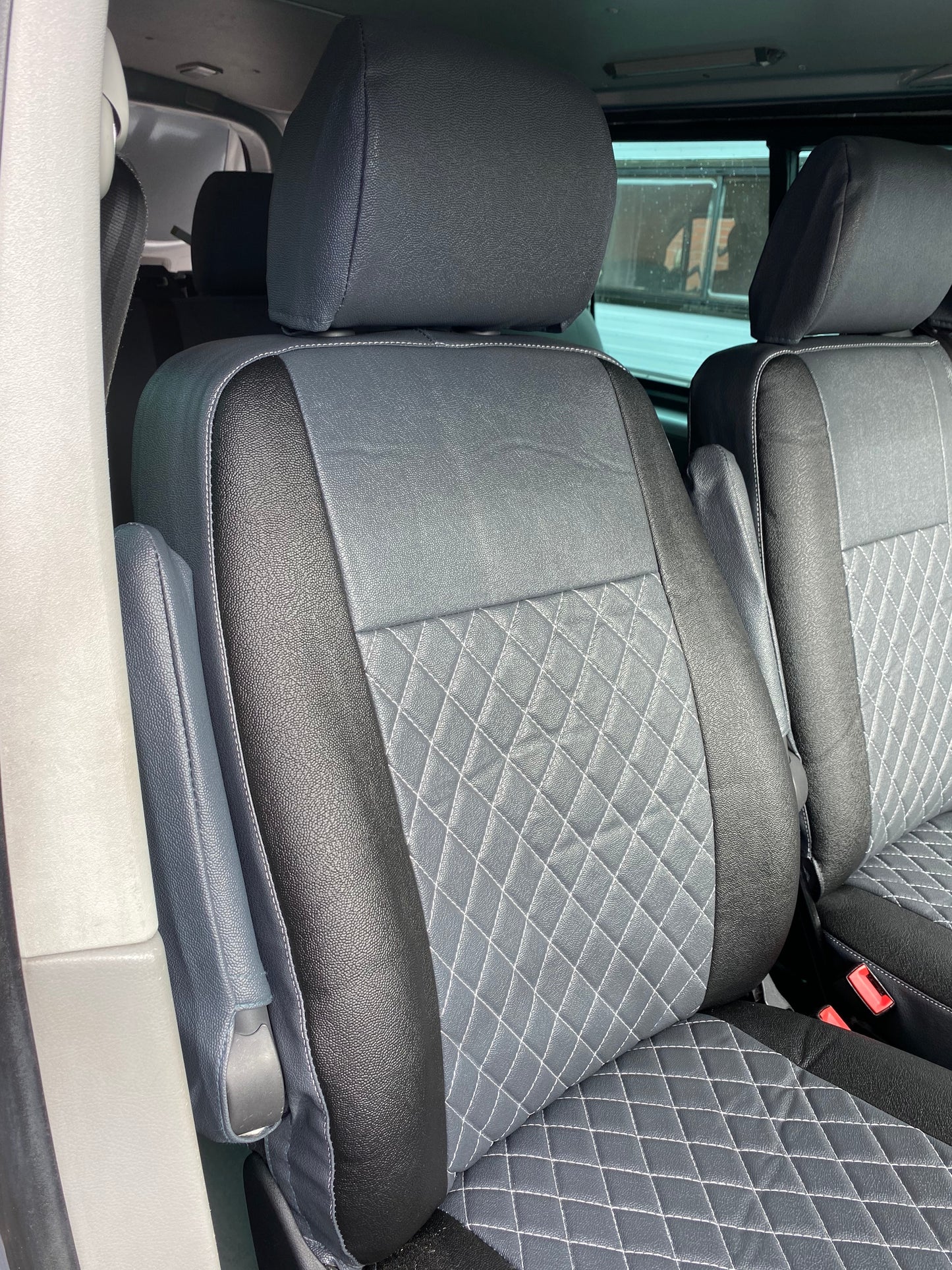 VW Transporter T5 Seat Covers