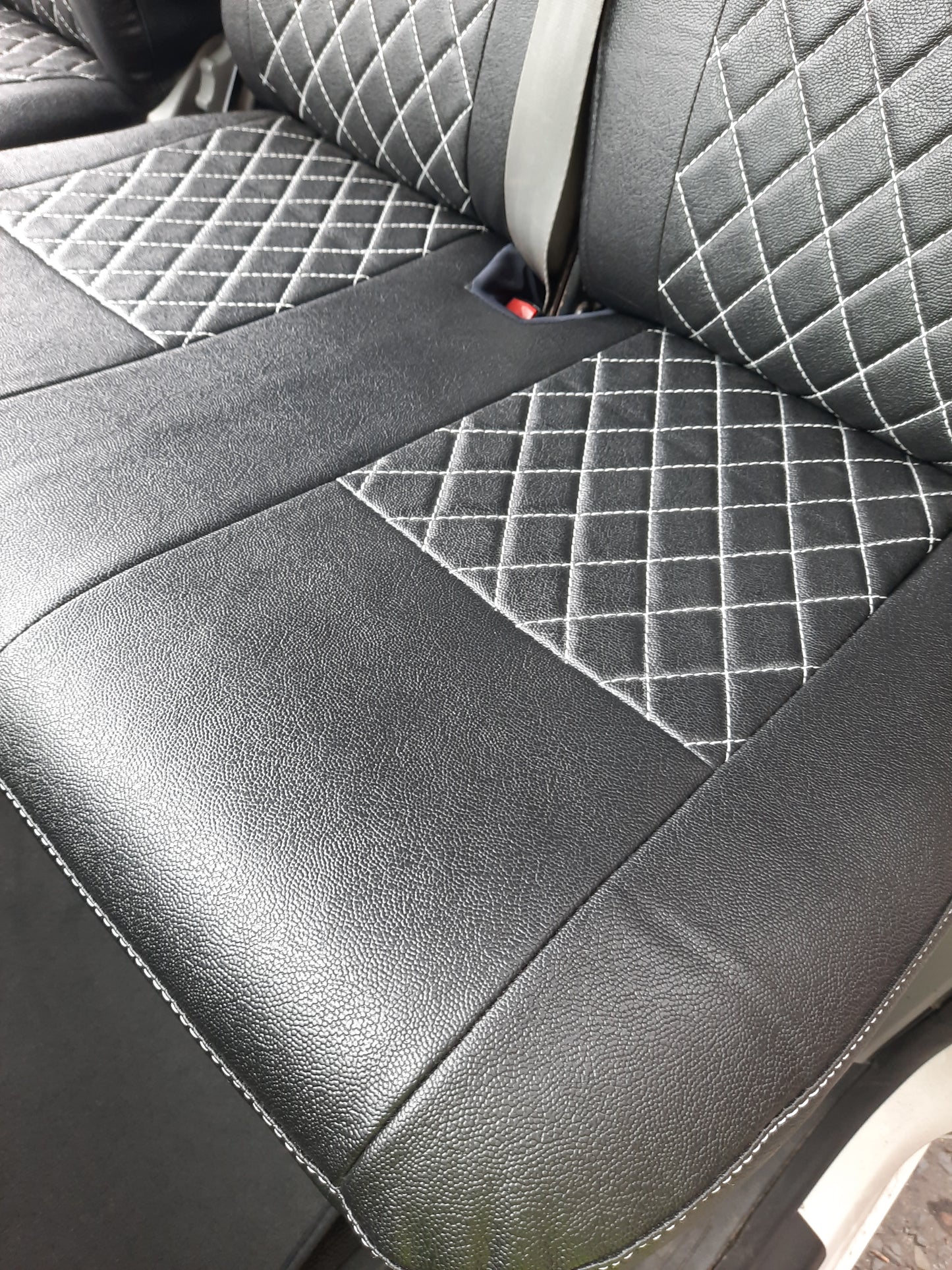 VW Transporter T6 seat covers - Black